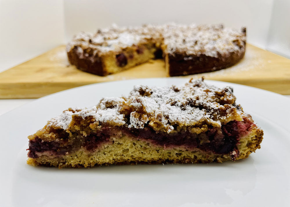 Ketogener Kirschstreuselkuchen Traum