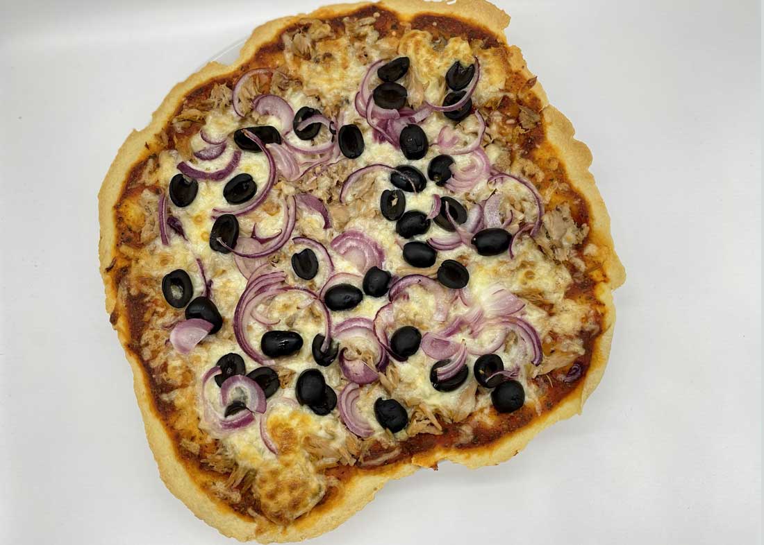 Ketogene Pizza mit unserer Backmischung